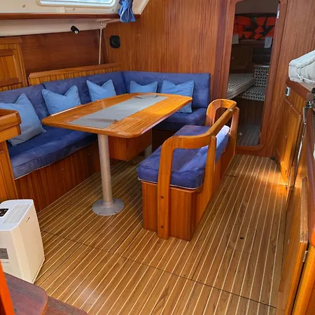 Adrilodge&tours Ponta Delgada