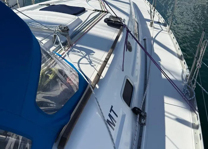 Bateau-hôtel Adrilodge&tours